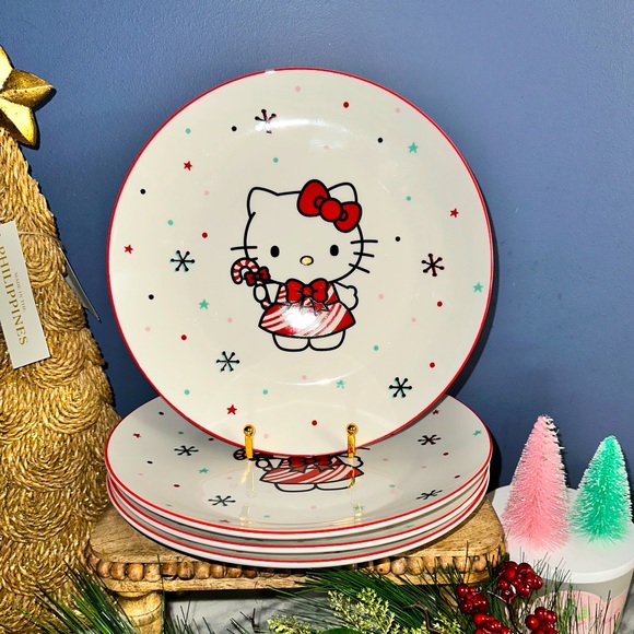 Sanrio Dining Holiday Peppermint Hello Kitty Dinner Plates Poshmark